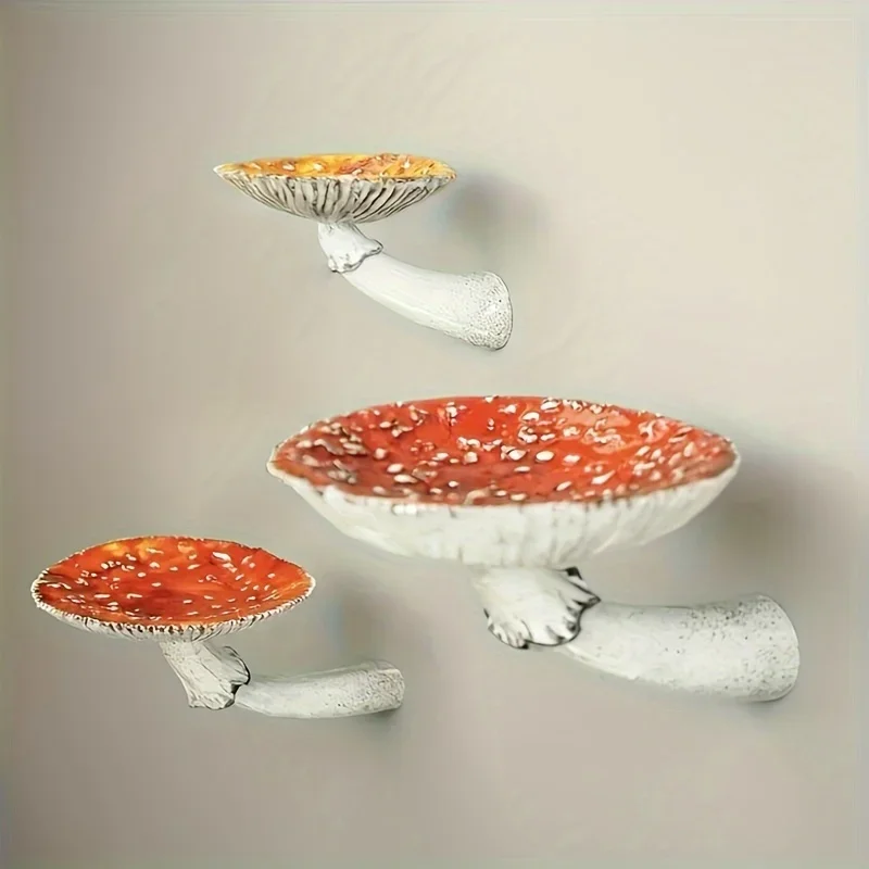 Декоративная полка-гриб из смолы
Декоративная полка-гриб из смолы