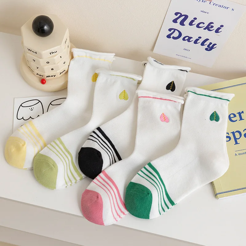 Embroidered Love Striped Mesh Women's Medium Stockings Spring Summer Pure Cotton Stockings Light Breathable Sweet Beauty Socks
Embroidered Love Striped Mesh Women's Medium Stockings Spring Summer Pure Cotton Stockings Light Breathable Sweet Beauty Socks