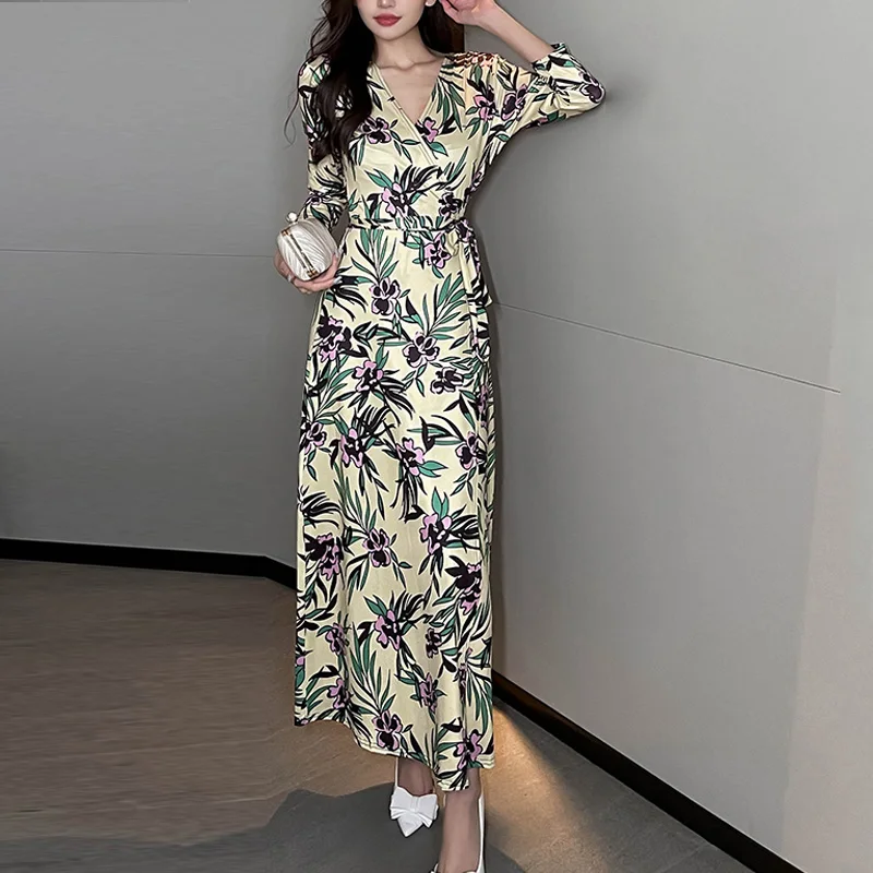 Women Summer Dresses 2023 V Neck Belt Wrap Split Boho Vestidos robe платье Apricot Floral Long Casual Party Beach Maxi Dress
Women Summer Dresses 2023 V Neck Belt Wrap Split Boho Vestidos robe платье Apricot Floral Long Casual Party Beach Maxi Dress