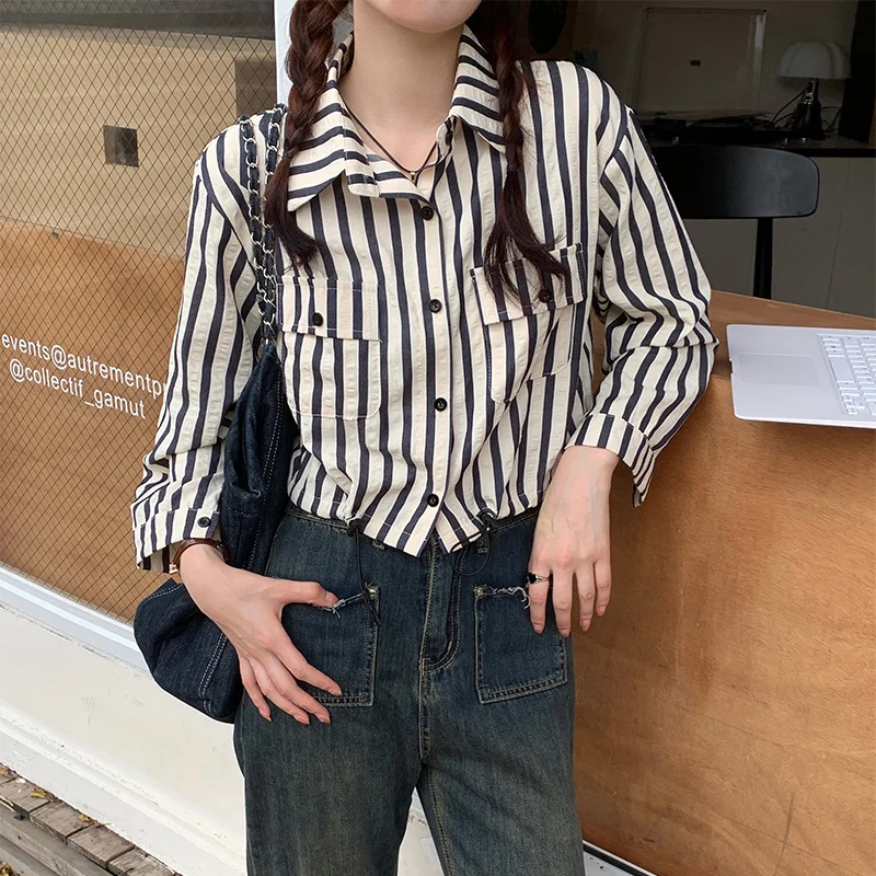 Ladies Fashion Casual Stripe Shirts Blouse Women Tops Woman Button Up Shirt Female Girls Long Sleeve Clothes BVy5962
Ladies Fashion Casual Stripe Shirts Blouse Women Tops Woman Button Up Shirt Female Girls Long Sleeve Clothes BVy5962