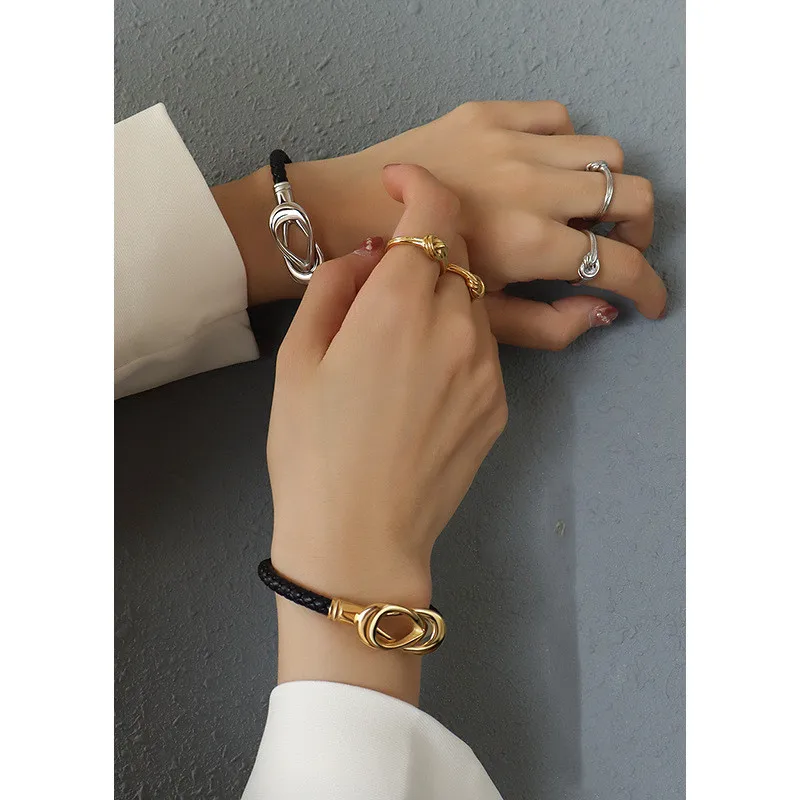 Magnet Oval Buckle Pu Rope Bracelet Stainless Steel Jewelry Couple Bracelet Fashion Party Girl Gift Free Shipping Items Women
Magnet Oval Buckle Pu Rope Bracelet Stainless Steel Jewelry Couple Bracelet Fashion Party Girl Gift Free Shipping Items Women