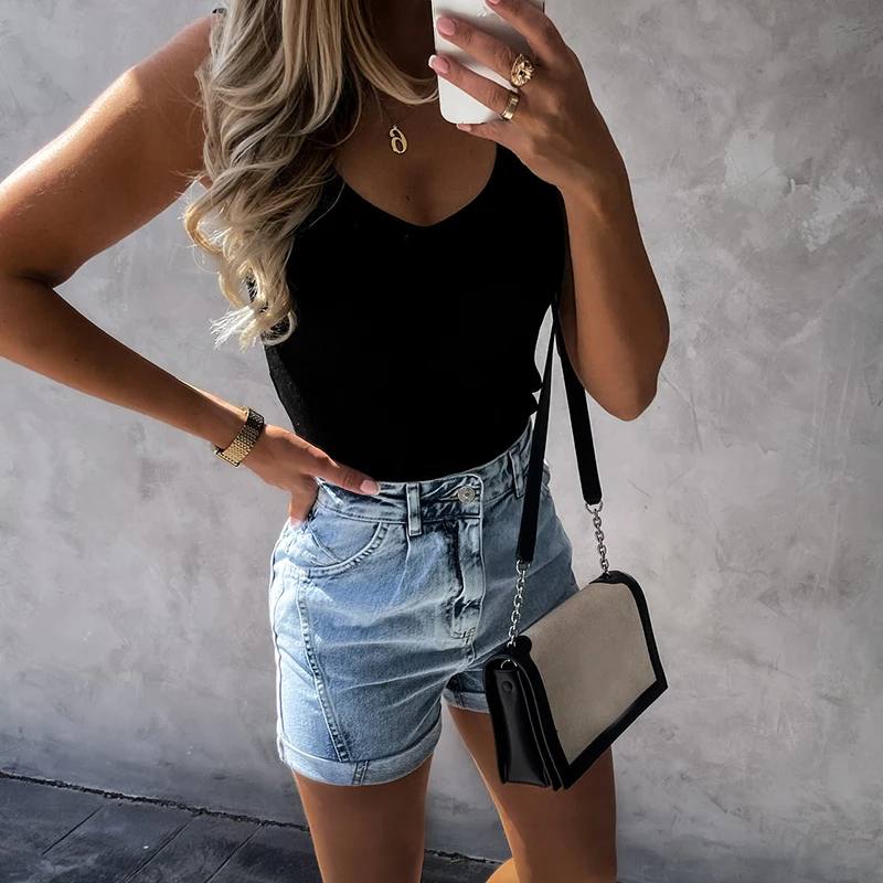 Летние новые женские футболки, майка, однотонные топы, жилеты, модные повседневные
Летние новые женские футболки, майка, однотонные топы, жилеты, модные повседневные