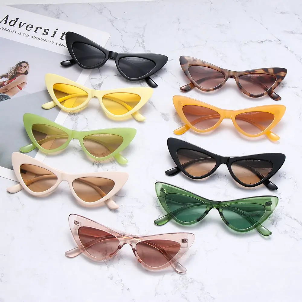 Vintage Narrow Sunglasses for Women Small Frame Retro Sunglasses Fashion Eyewear Trendy Streetwear Accessories
Vintage Narrow Sunglasses for Women Small Frame Retro Sunglasses Fashion Eyewear Trendy Streetwear Accessories