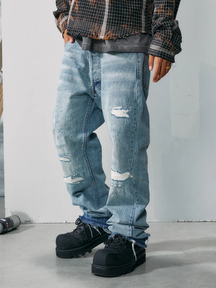 R69 Knife Ripped Jeans for Men Broken Holes Denim Cleanfit Damaged Straight Y2k Jeans 
R69 Knife Ripped Jeans for Men Broken Holes Denim Cleanfit Damaged Straight Y2k Jeans