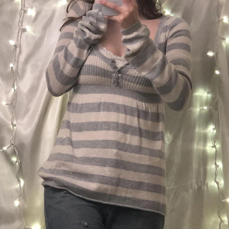 Y2K Twist Grey Sweaters O Neck Full Sleeve Pullovers Women Prepply Vintage Knitwear Button Bow Cute Sweet Knitwear 90s
Y2K Twist Grey Sweaters O Neck Full Sleeve Pullovers Women Prepply Vintage Knitwear Button Bow Cute Sweet Knitwear 90s