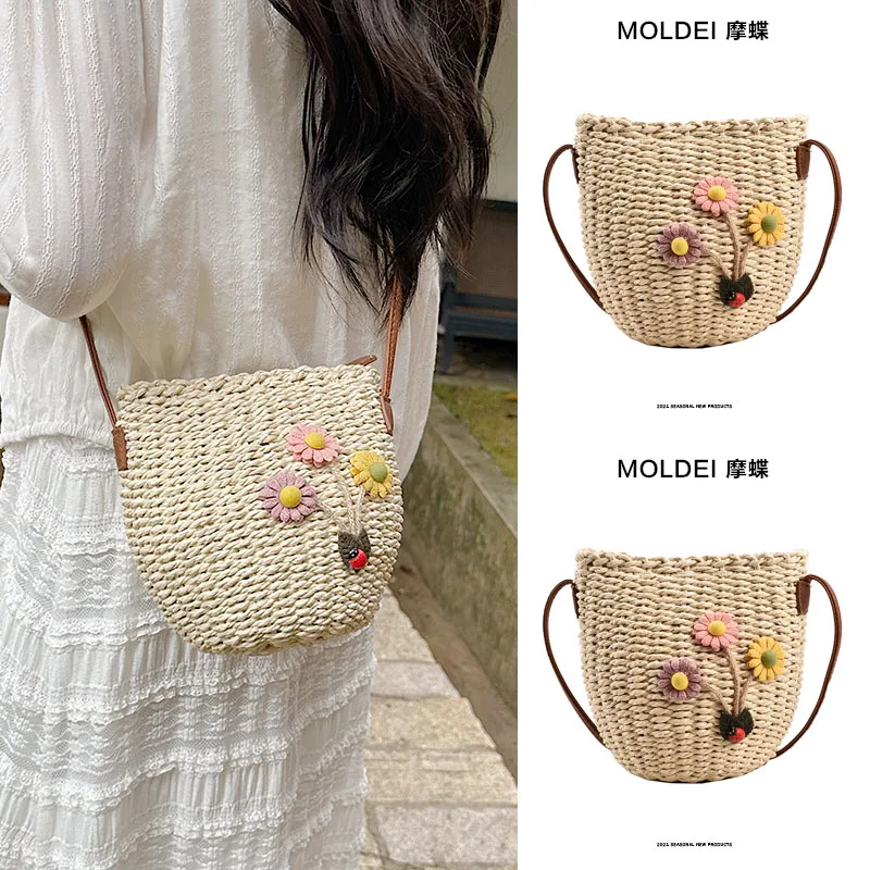Summer Resort Beach Woven Bag for Women's Cross-body Velvet Flower Bucket Bag Open 2023 Straw Single Shoulder Bag National
Summer Resort Beach Woven Bag for Women's Cross-body Velvet Flower Bucket Bag Open 2023 Straw Single Shoulder Bag National