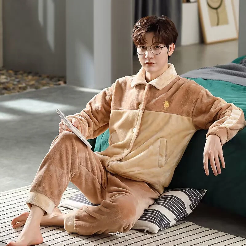 Man Pajamas Set Full Sleeve T-shirt Long Pants Winter Sexy Casual Neck Warm Pyjama Big Size Men's Homewear Cozy Plus Sleepwear
Man Pajamas Set Full Sleeve T-shirt Long Pants Winter Sexy Casual Neck Warm Pyjama Big Size Men's Homewear Cozy Plus Sleepwear