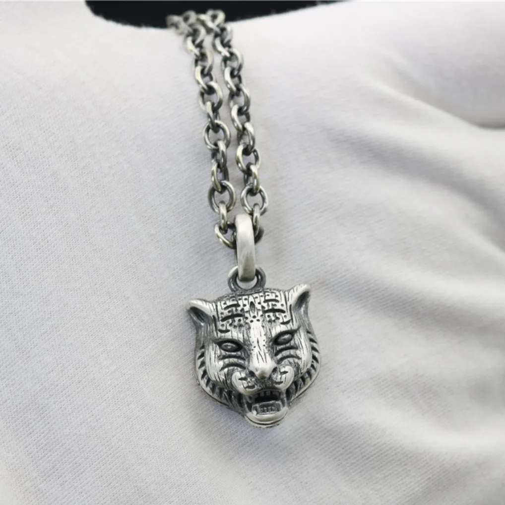 Chaopai Thai Silver Retro Worn Out Dominant Tiger Head European Punk Men's and Women's Necklace
Chaopai Thai Silver Retro Worn Out Dominant Tiger Head European Punk Men's and Women's Necklace