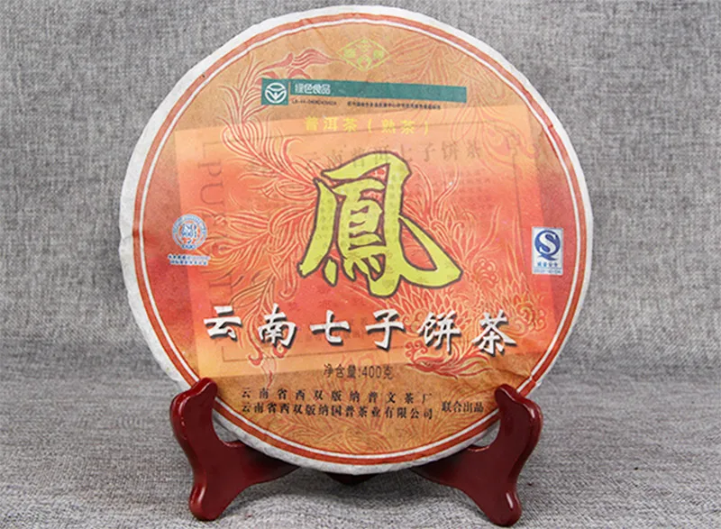 2006 Phoenx Feng Bing 400 г Menghai органический созревший ПУ Erh без чайника золотистый Королевский венециант без чайника
2006 Phoenx Feng Bing 400 г Menghai органический созревший ПУ Erh без чайника золотистый Королевский венециант без чайника