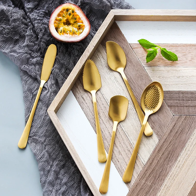 Gold Cutlery Tea Coffee Spoon Stainless Steel Gold Butter Knife Fruit Ice Cream Spoon Dessert Cake Scoop Dining Room Tableware 
Gold Cutlery Tea Coffee Spoon Stainless Steel Gold Butter Knife Fruit Ice Cream Spoon Dessert Cake Scoop Dining Room Tableware