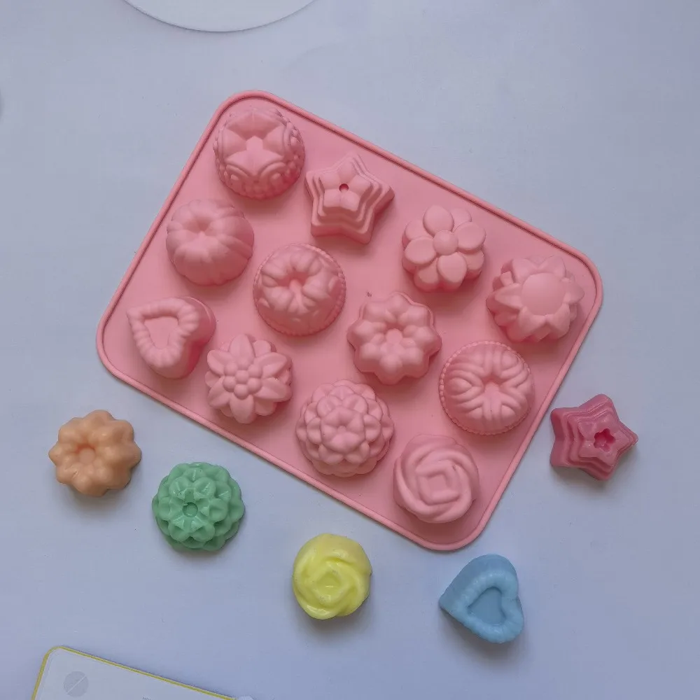 12 Holes Flowers And Plants Silicone Candy Mold Homemade Chocolate Puding Cake Decorating Baking Tools Soap Mould
12 Holes Flowers And Plants Silicone Candy Mold Homemade Chocolate Puding Cake Decorating Baking Tools Soap Mould
