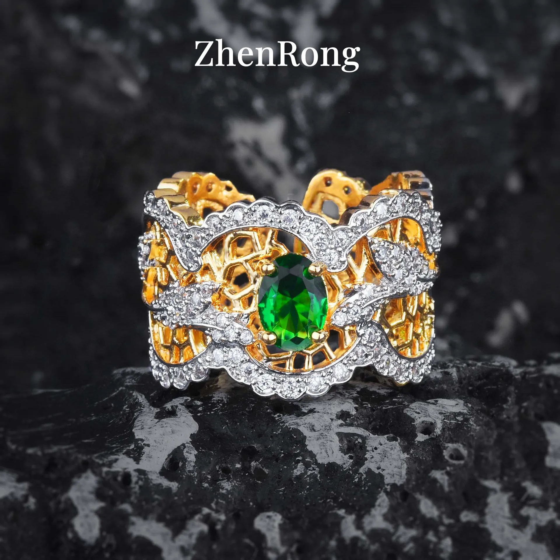Luxury Two-color Artificial Emerald Green Rings For Women Hollow Out Wide Ring Wedding Party New Design Italian Vintage Jewelry
Luxury Two-color Artificial Emerald Green Rings For Women Hollow Out Wide Ring Wedding Party New Design Italian Vintage Jewelry