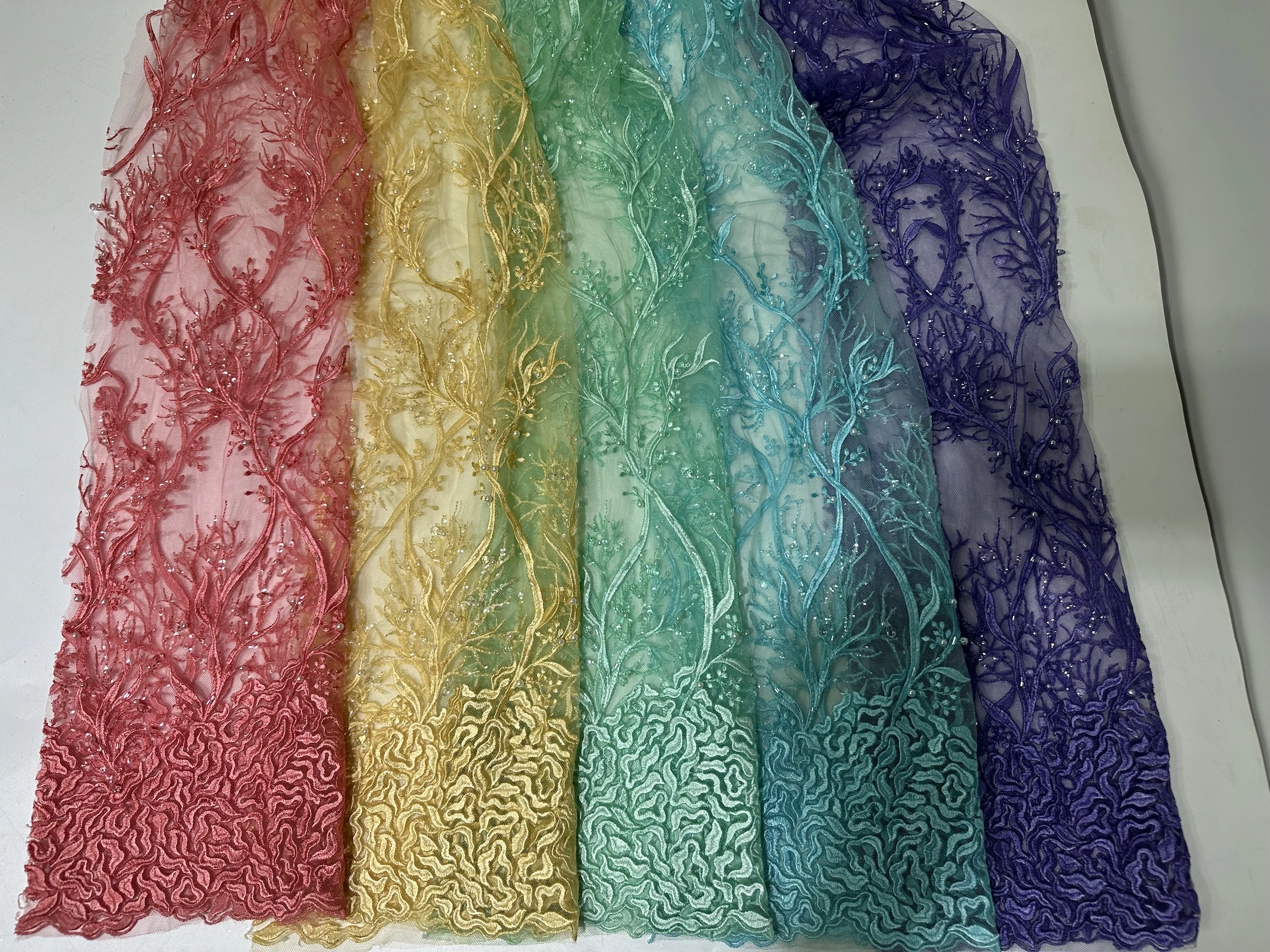 2023 Latest African Lace Fabric Material For Cloth 5 Yards Dubai Beading Fabric Gold White Coral Mint Purple Blue Lace Fabric
2023 Latest African Lace Fabric Material For Cloth 5 Yards Dubai Beading Fabric Gold White Coral Mint Purple Blue Lace Fabric