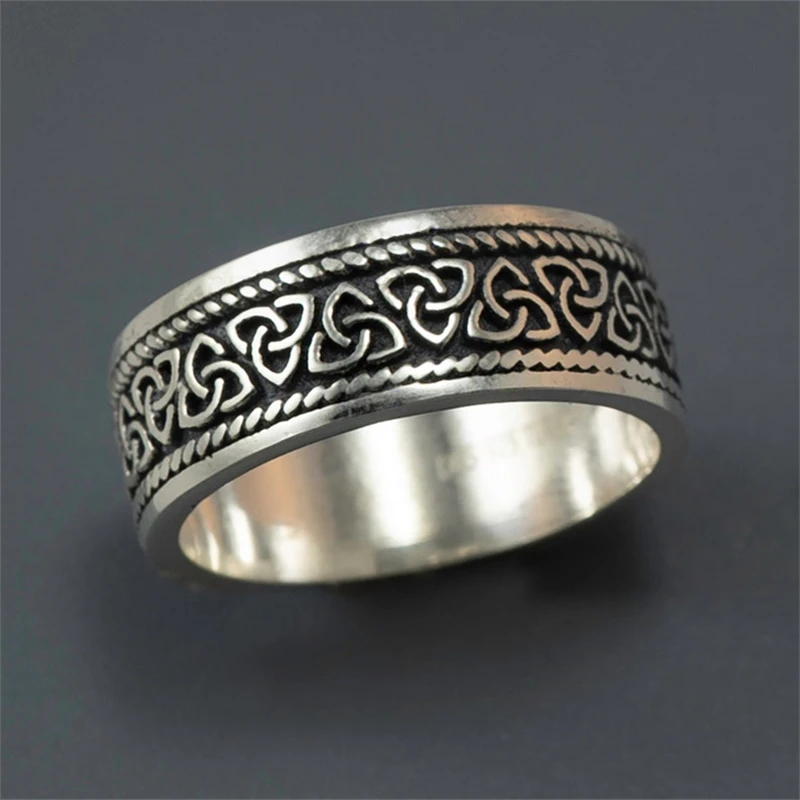 Vintage Style Textured Celtic Knot Print Rings Personality Fashion Men Women Metal Ring Trend Exquisite Anniversary Gift Jewelry
Vintage Style Textured Celtic Knot Print Rings Personality Fashion Men Women Metal Ring Trend Exquisite Anniversary Gift Jewelry