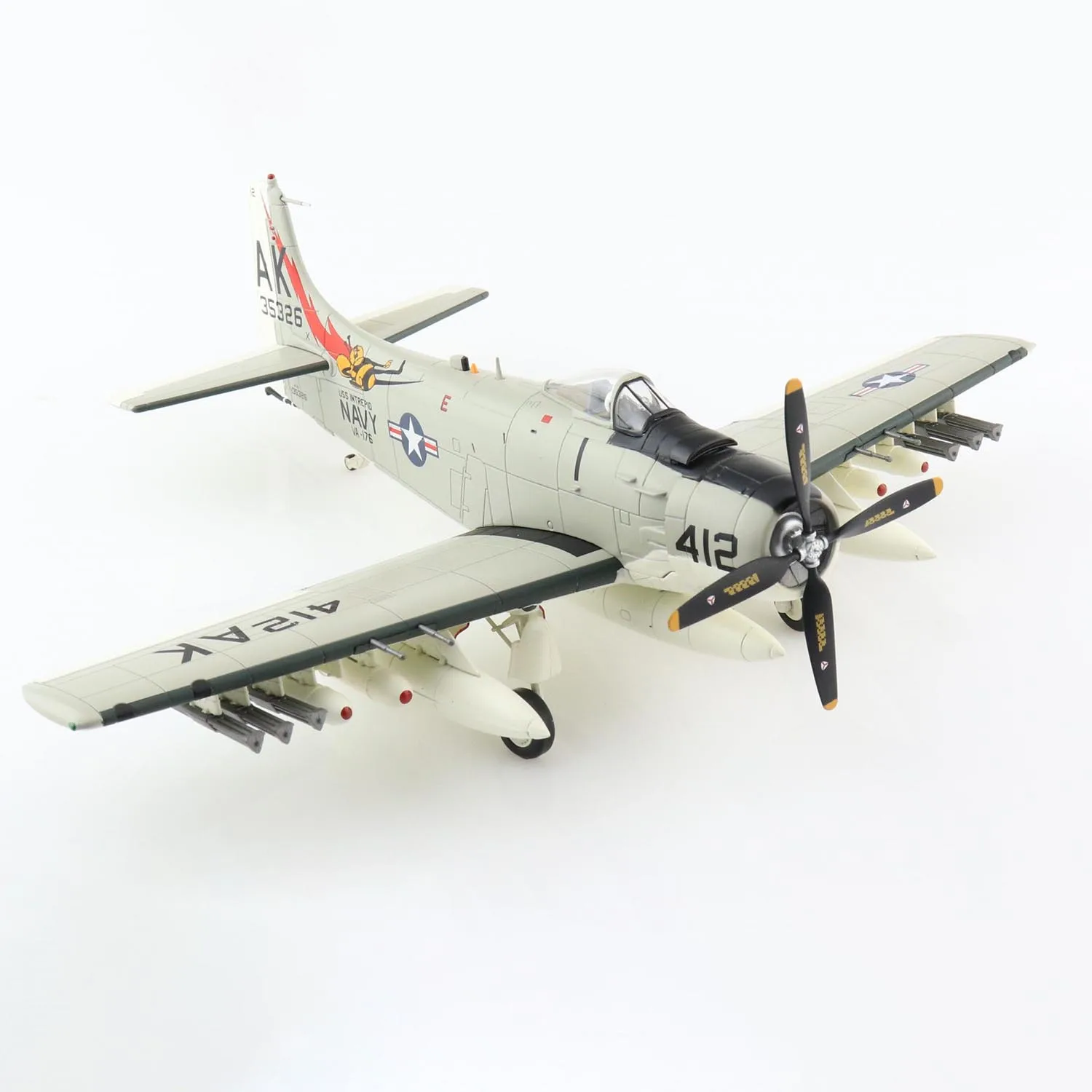 1:72 United States Air Force A-1H Warplane Alloy & Plastic Simulation Model Gift Collection Decorative Toy Diecast
1:72 United States Air Force A-1H Warplane Alloy & Plastic Simulation Model Gift Collection Decorative Toy Diecast