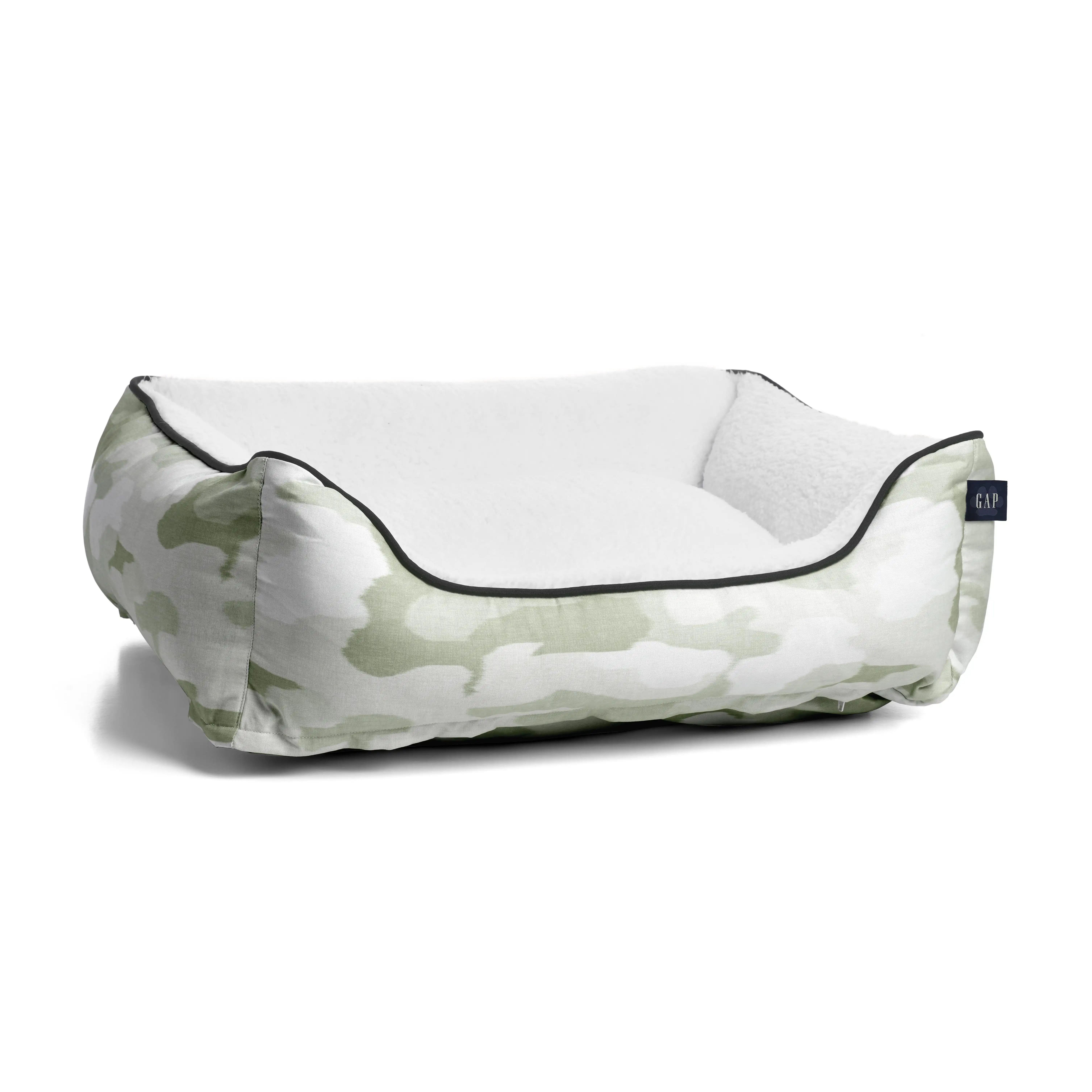 Camo Cuddler Pet Bed, Recycled Polyester Cover with Sherpa inner, Medium 25"x21", Olive
Camo Cuddler Pet Bed, Recycled Polyester Cover with Sherpa inner, Medium 25"x21", Olive