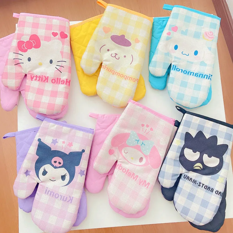 6 Styles Kawaii Anime Kuromi My Melody Cinnamoroll Cute Cartoon Thicken Fabric Kitchen Baking Heat Insulation Gloves Girl Gift
6 Styles Kawaii Anime Kuromi My Melody Cinnamoroll Cute Cartoon Thicken Fabric Kitchen Baking Heat Insulation Gloves Girl Gift
