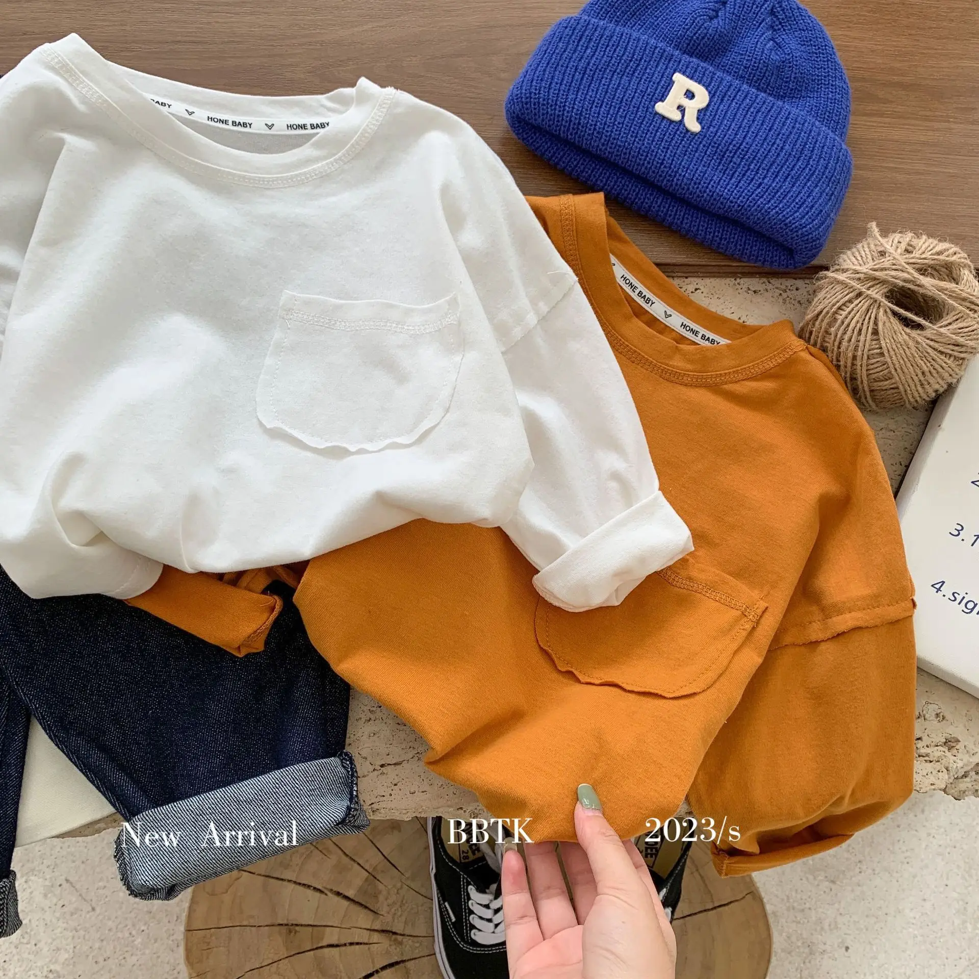 Детская футболка, новинка 2023, Ранняя осень, Корейская свободная футболка для мальчиков, Детская универсальная Модная Удобная футболка
Детская футболка, новинка 2023, Ранняя осень, Корейская свободная футболка для мальчиков, Детская универсальная Модная Удобная футболка