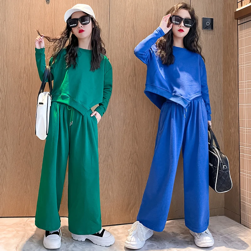 Girls' leisure suit spring new Korean version foreign style girls' irregular sweater wide leg pants two-piece set
Girls' leisure suit spring new Korean version foreign style girls' irregular sweater wide leg pants two-piece set