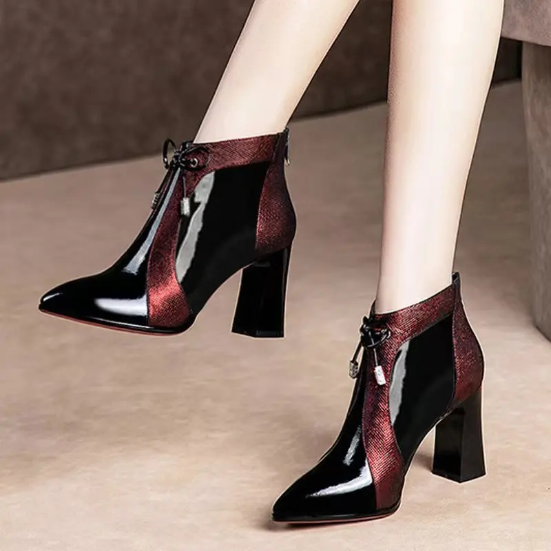 2022 New Fashion Shoes Women's Boots Patent Leather Ankle Boots Pointed Toe High Heels Sexy Shoes Women's Shoes 
2022 New Fashion Shoes Women's Boots Patent Leather Ankle Boots Pointed Toe High Heels Sexy Shoes Women's Shoes