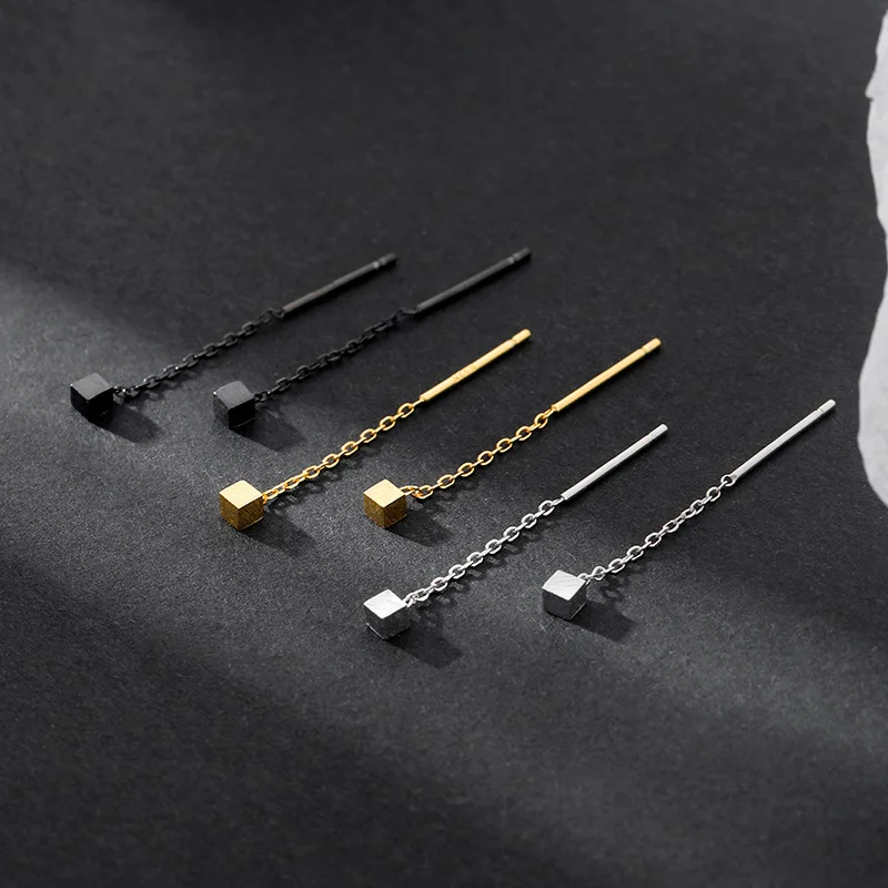 2022 Trend Brushed Small Square Pendant 3 Color Tassel Geometric Long Dangle Earrings For Female Women Ear line Fashion Jewelry
2022 Trend Brushed Small Square Pendant 3 Color Tassel Geometric Long Dangle Earrings For Female Women Ear line Fashion Jewelry
