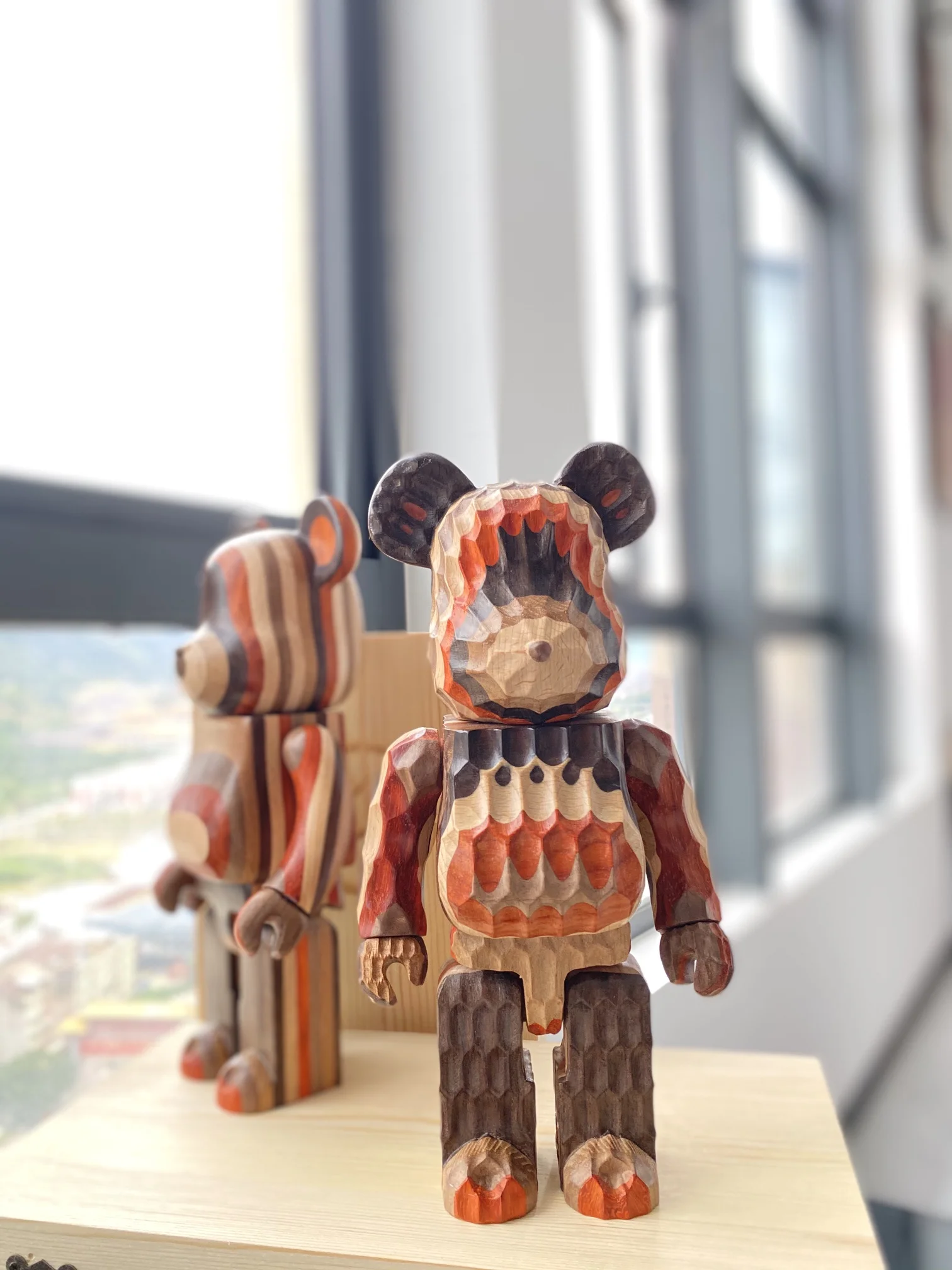 400% Bearbrick Karimoku x Fragment Carved Horizon Wooden Wavy Horizon and Vertical Pattern Horizon Wooden collectible toy doll
400% Bearbrick Karimoku x Fragment Carved Horizon Wooden Wavy Horizon and Vertical Pattern Horizon Wooden collectible toy doll
