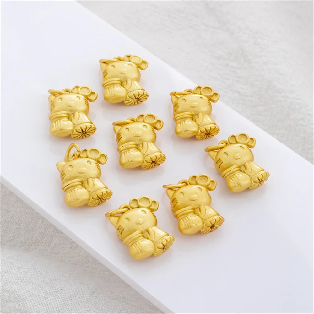18K gold bag color preserving dumb gold cartoon KT Cat Pendant 10*13mm antique gold bracelet pendant DIY jewelry accessories
18K gold bag color preserving dumb gold cartoon KT Cat Pendant 10*13mm antique gold bracelet pendant DIY jewelry accessories