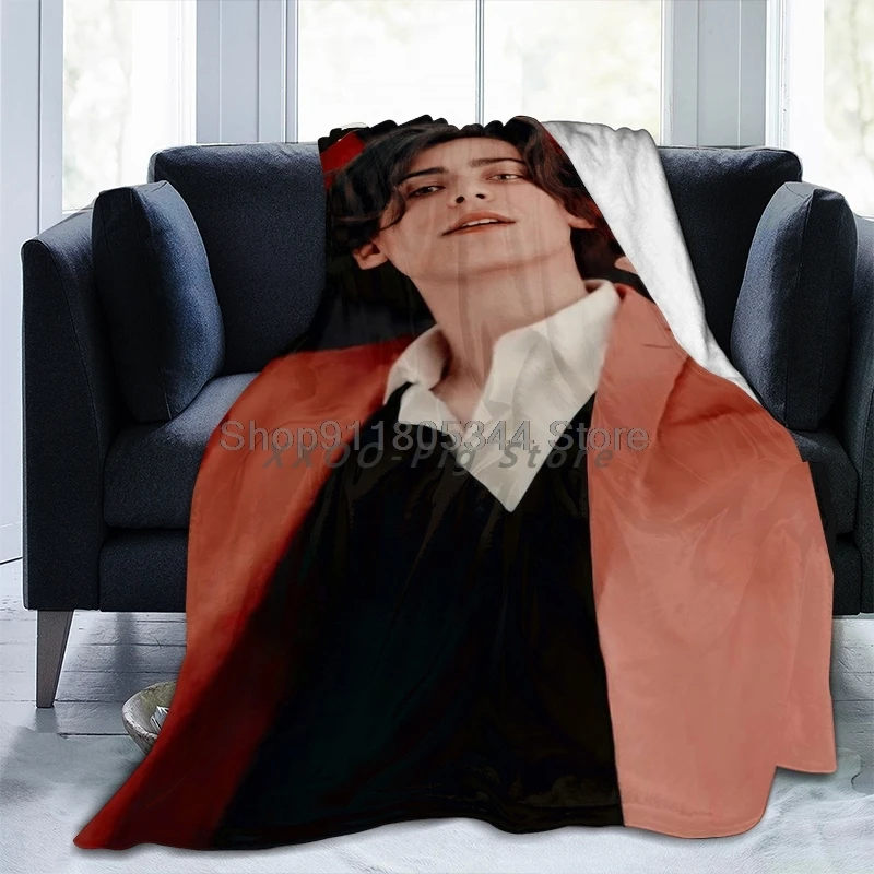 A Aidan Gallagher Number Five Throw Blanket Fuzzy Warm Throws for Winter Bedding 3D Printing Soft Micro Fleece Blanket
A Aidan Gallagher Number Five Throw Blanket Fuzzy Warm Throws for Winter Bedding 3D Printing Soft Micro Fleece Blanket
