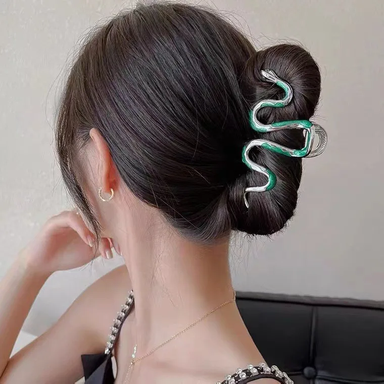 Alloy Snake Hair Crab Hair Pins Women Silver Golden Hairpins Hair Claws For Girls Ponytail Barrette Hair Accessories
Alloy Snake Hair Crab Hair Pins Women Silver Golden Hairpins Hair Claws For Girls Ponytail Barrette Hair Accessories