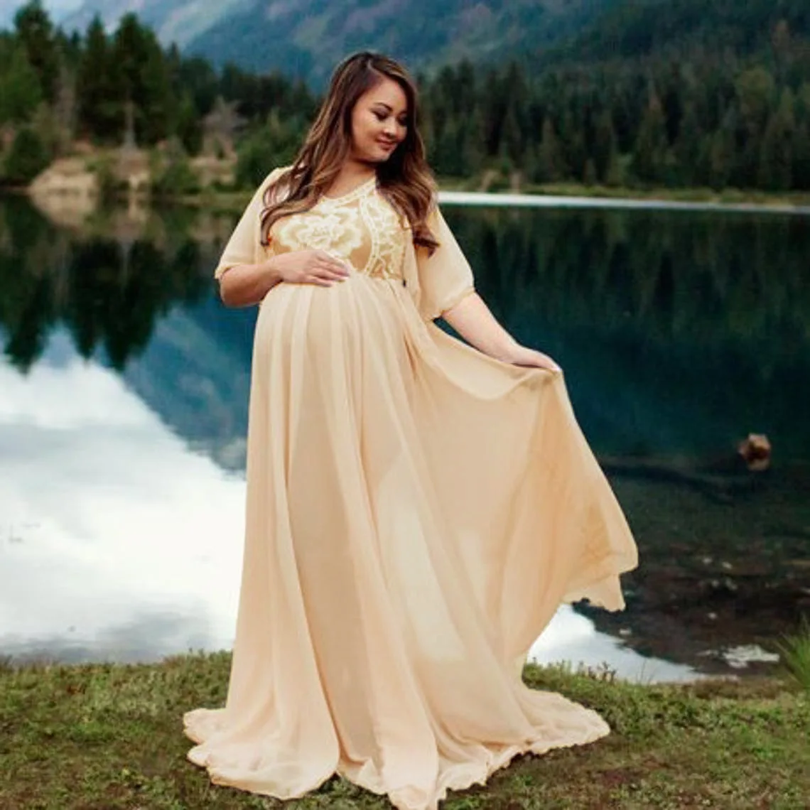 

Women's Wrapped Ruched Maternity Dress Maxi Bridesmaid Dresses Lace Chiffon Gown Photography Dress for Photoshoot Baby Shower