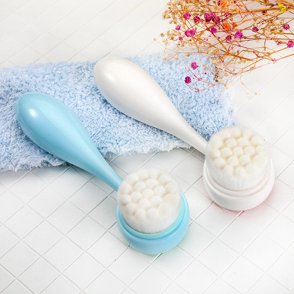 RANCAI Double Side Portable Face Cleaning Bowling Massage Face Washing Product Skin Care Tool Silicone Facial Cleanser Brush
RANCAI Double Side Portable Face Cleaning Bowling Massage Face Washing Product Skin Care Tool Silicone Facial Cleanser Brush