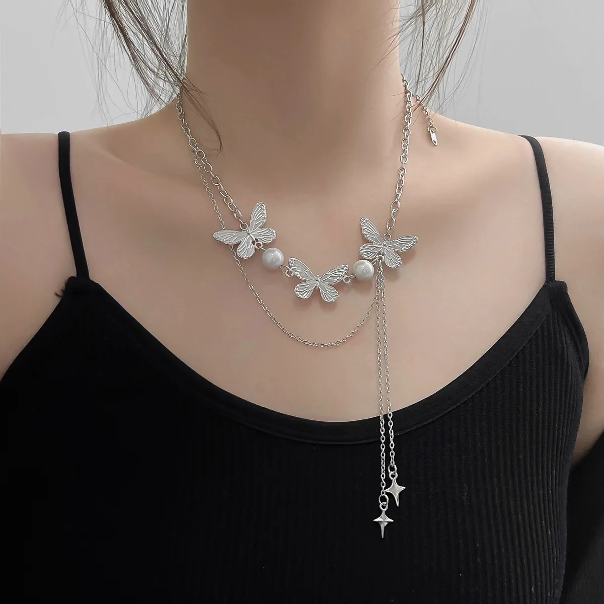 Dainty Silver Butterfly Necklace Gifts for Girls Women,Dragonfly Bee Pendant Y2k Necklaces Jewelry Gift for Sister Mom Friends
Dainty Silver Butterfly Necklace Gifts for Girls Women,Dragonfly Bee Pendant Y2k Necklaces Jewelry Gift for Sister Mom Friends
