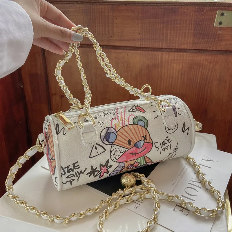 Women's Bag 2023 New Tide Fashion Bear Graffiti Underarm Bags Transfer Bead Cylinder Minnibag Chain Cross-body Shoulder Purse
Women's Bag 2023 New Tide Fashion Bear Graffiti Underarm Bags Transfer Bead Cylinder Minnibag Chain Cross-body Shoulder Purse