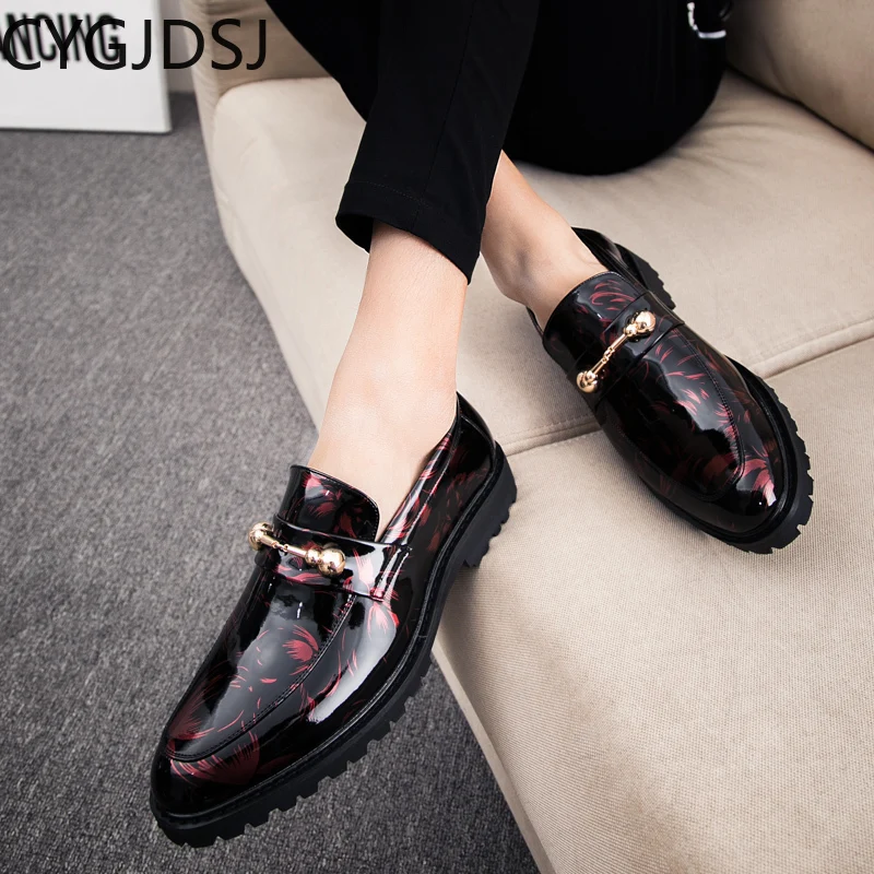 Slip on Shoes Men Loafers Men Italiano Casuales Office 2023 Formal Shoes for Men Patent Leather Shoes Business Suit Chaussures
Slip on Shoes Men Loafers Men Italiano Casuales Office 2023 Formal Shoes for Men Patent Leather Shoes Business Suit Chaussures