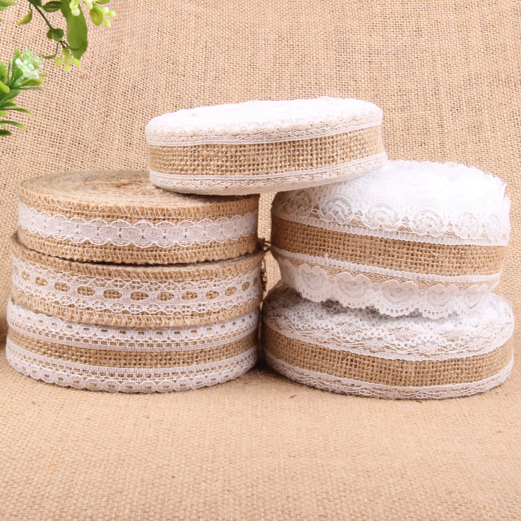 10meters/lot 2.5cm Burlap Hessian Ribbons Jute Rolls Lace rustic for DIY Vintage wedding Decoration gift wrapping Ornament Party
10meters/lot 2.5cm Burlap Hessian Ribbons Jute Rolls Lace rustic for DIY Vintage wedding Decoration gift wrapping Ornament Party
