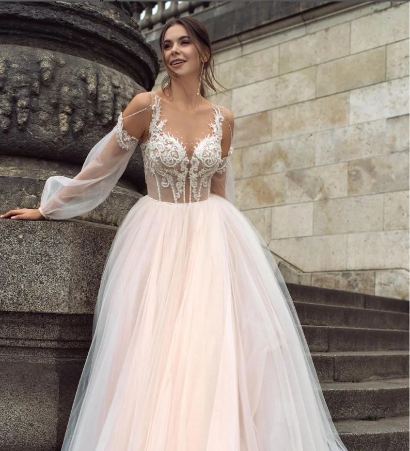 Charming Boho Wedding Dress A-line Scoop Neck Appliques Tea-length Bridal Gowns Custom Made For Elegant Women Vestidos De Noiva
Charming Boho Wedding Dress A-line Scoop Neck Appliques Tea-length Bridal Gowns Custom Made For Elegant Women Vestidos De Noiva