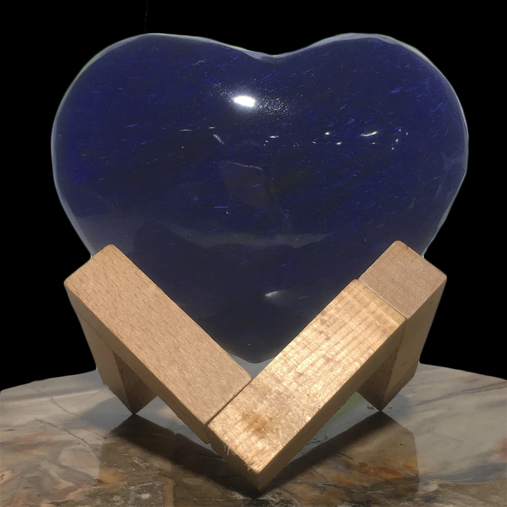 Blue Smelting Quartz Crystal Heart Shape Souvenir Gift Gem Mineral Rock Stone Chakra Energy House Decoration Accessories Modern
Blue Smelting Quartz Crystal Heart Shape Souvenir Gift Gem Mineral Rock Stone Chakra Energy House Decoration Accessories Modern