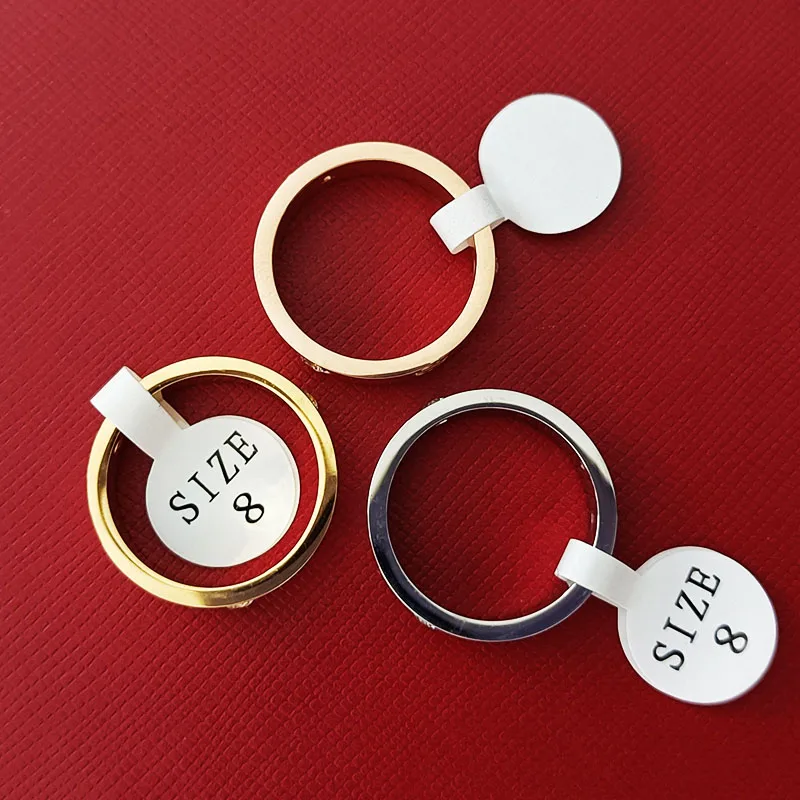 Модное обручальное кольцо с кристаллами для мужчин и женщин 
Модное обручальное кольцо с кристаллами для мужчин и женщин