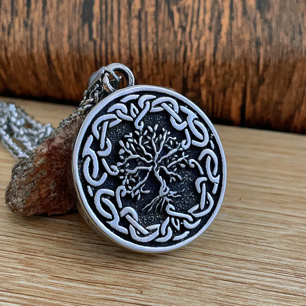 Norse Mythology Viking Tree of Life Pendant Necklace Stainless Steel Vintage Odin Viking Celtic Necklace Men Chain Jewelry Gift
Norse Mythology Viking Tree of Life Pendant Necklace Stainless Steel Vintage Odin Viking Celtic Necklace Men Chain Jewelry Gift