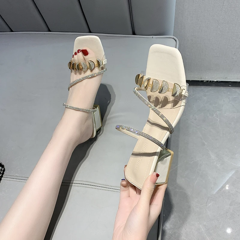 Shoes Women Slippers Casual Square heel Slides Pantofle Low Jelly Flip Flops Soft Luxury Block 2022 Glitter Hoof Heels Basic Sp
Shoes Women Slippers Casual Square heel Slides Pantofle Low Jelly Flip Flops Soft Luxury Block 2022 Glitter Hoof Heels Basic Sp