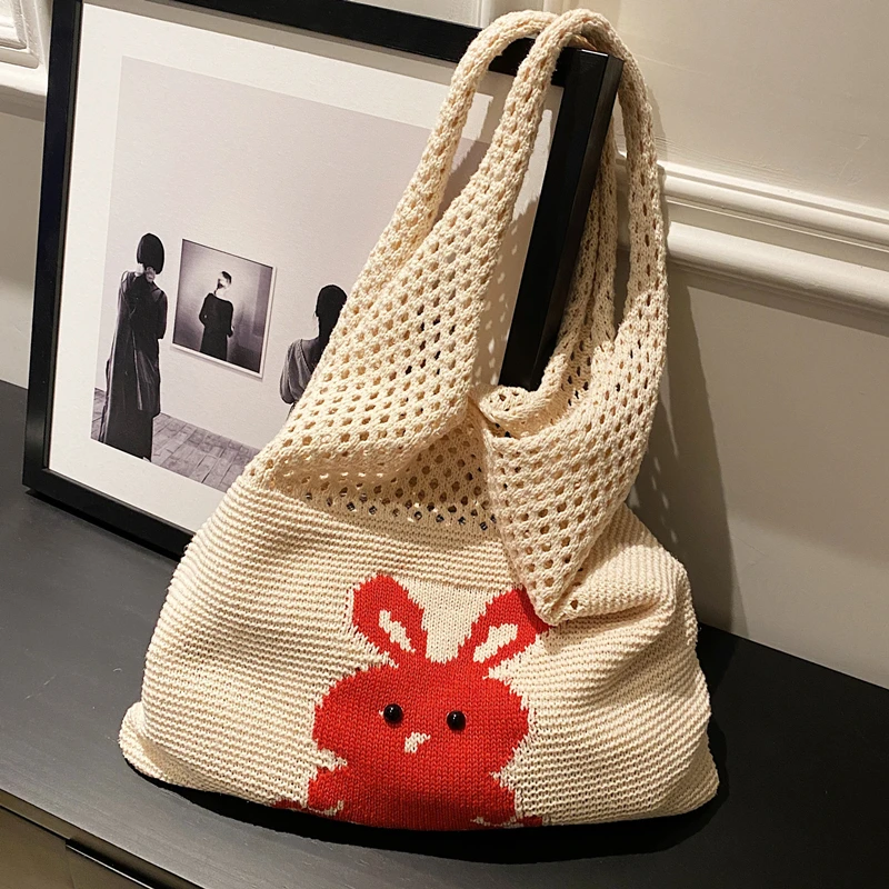New Hollow Large Capacity Brand Knitting All-Match Foreign Style High-Grade Texture Women Single Shoulder Tote Underarm Handbag
New Hollow Large Capacity Brand Knitting All-Match Foreign Style High-Grade Texture Women Single Shoulder Tote Underarm Handbag