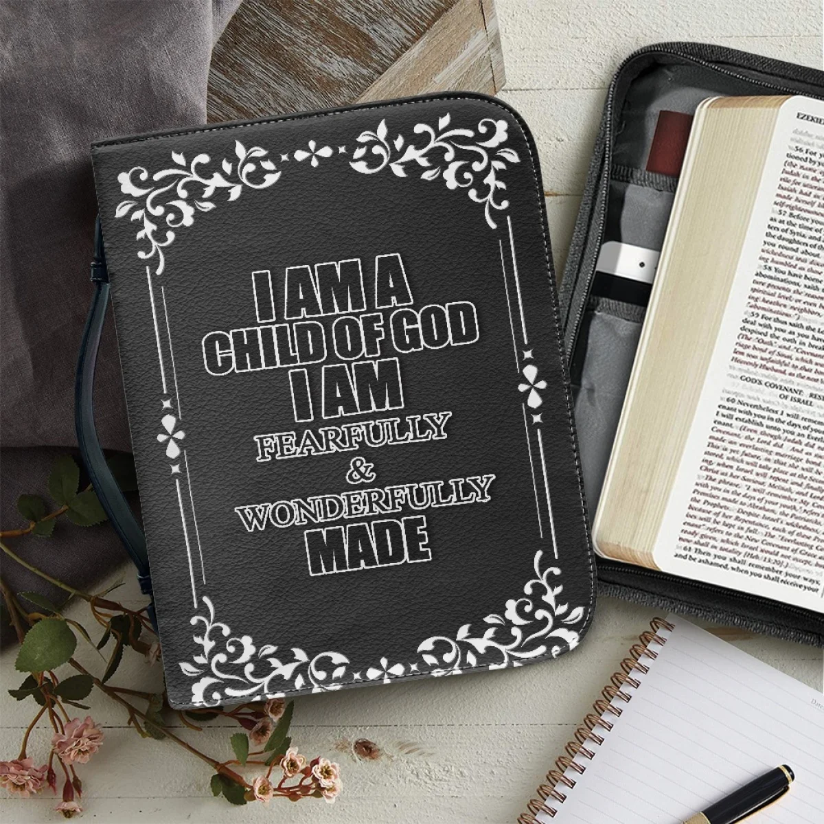 Classic Leather Bible Hymns Print Handbags for Women Zippered Handle Bible Carrying Case Hot Bible Study Book Holy Storage Boxes
Classic Leather Bible Hymns Print Handbags for Women Zippered Handle Bible Carrying Case Hot Bible Study Book Holy Storage Boxes