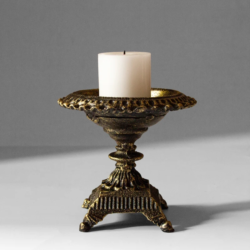 Wrought Iron European Candle Holder Antique Creative Retro Rustic Dining Table Centerpiece Wedding Porta Velas Home Decor 
Wrought Iron European Candle Holder Antique Creative Retro Rustic Dining Table Centerpiece Wedding Porta Velas Home Decor
