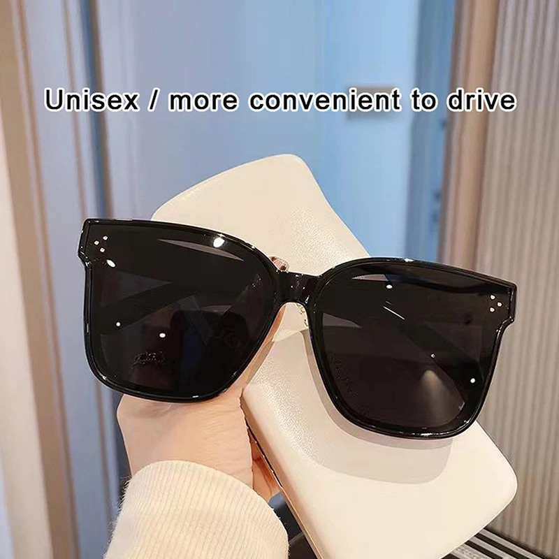 Sunglasses For Men And Women Models Fashion Wild UV Black Personalized Korean Driving Goggles
Sunglasses For Men And Women Models Fashion Wild UV Black Personalized Korean Driving Goggles