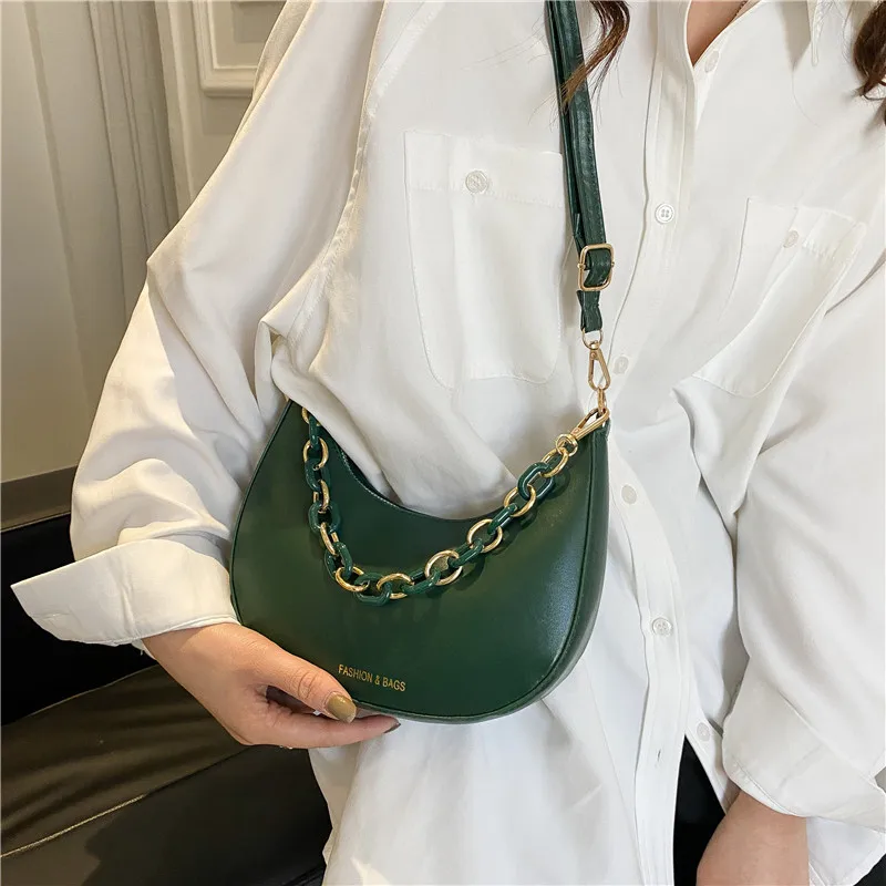 New Popular Underarm Bag Solid Color Single Shoulder PU Leather Chain Fashion Messenger Bag Western Style Crescent Hand Wallet 
New Popular Underarm Bag Solid Color Single Shoulder PU Leather Chain Fashion Messenger Bag Western Style Crescent Hand Wallet
