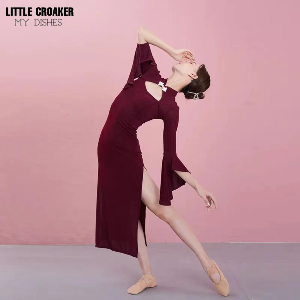Chinese Fashion 2023 Lady Qipao Dance Dress Performance Dancer Outfit Nightclub Wear Stage Costume for Women
Chinese Fashion 2023 Lady Qipao Dance Dress Performance Dancer Outfit Nightclub Wear Stage Costume for Women