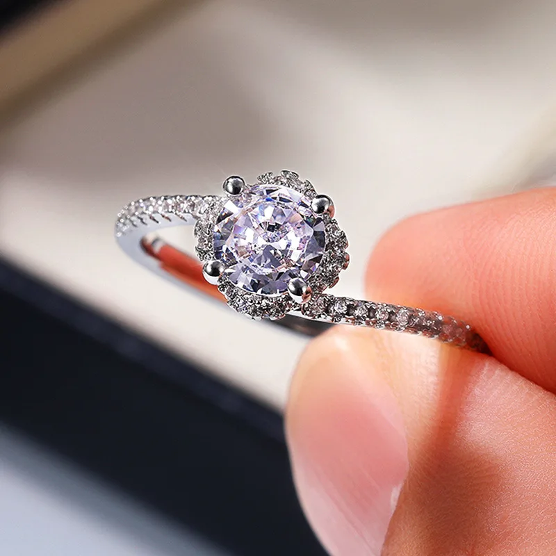 Fashion Marquise Shape Women Wedding Band Jewelry Ring Luxury Micro Pave CZ Stone Elegant Lady Engage Flower Rings Accessories
Fashion Marquise Shape Women Wedding Band Jewelry Ring Luxury Micro Pave CZ Stone Elegant Lady Engage Flower Rings Accessories