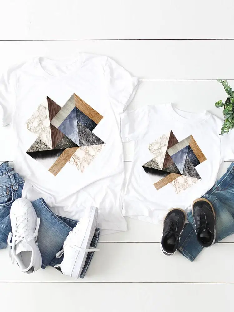 Tee Women Lovely Geometric Print Child Kid Clothing Boy Girl Summer Family Matching Outfits Mom Mama Graphic T-shirt Clothes
Tee Women Lovely Geometric Print Child Kid Clothing Boy Girl Summer Family Matching Outfits Mom Mama Graphic T-shirt Clothes