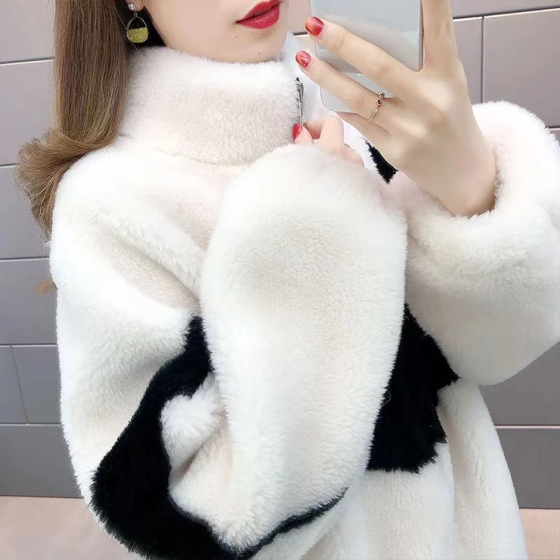 Warm Stand collar Faux fur Winter Jacket Female 2023 New Korean Loose Thick Lamb wool Coat Short Stitching Womens Parkas Outwear
Warm Stand collar Faux fur Winter Jacket Female 2023 New Korean Loose Thick Lamb wool Coat Short Stitching Womens Parkas Outwear