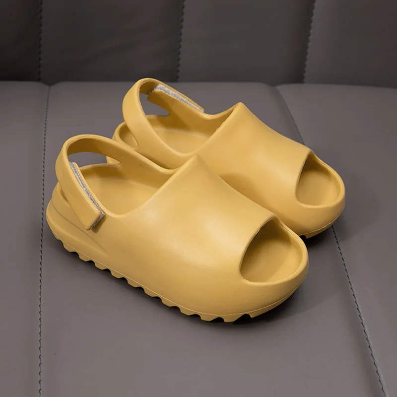 Baby Boy Girl Fashion Beach Summer EVA Soft Shoes Toddler Kids Anti-Slip Fashion Sandals Soild Colors Lightweight Flip Flop 2022
Baby Boy Girl Fashion Beach Summer EVA Soft Shoes Toddler Kids Anti-Slip Fashion Sandals Soild Colors Lightweight Flip Flop 2022